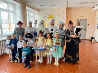 Шапокляк и Новый год